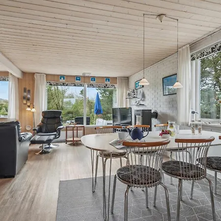 3 Bedroom Stunning In Nyaraló Ringkøbing