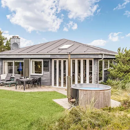 3 Bedroom Stunning In Nyaraló Ringkøbing