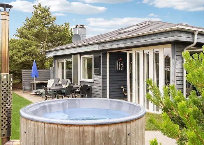 3 Bedroom Stunning In *
