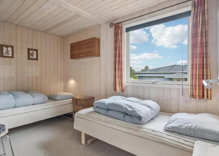 3 Bedroom Stunning In 別荘